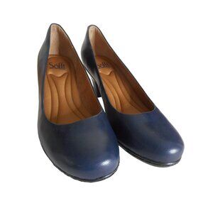 NIB Sofft Navy blue leather Pump Size 8W 2.5 inch heel